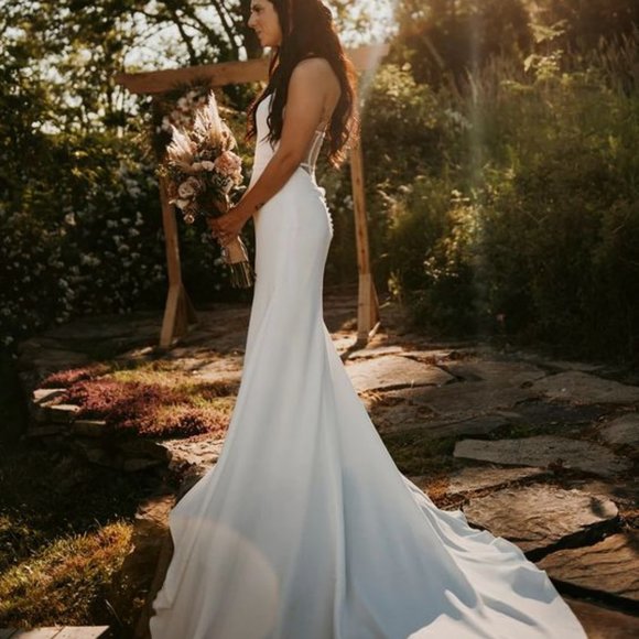 Pronovias Lux Wedding Gown Size 12 NEW Crepe - Picture 10 of 12